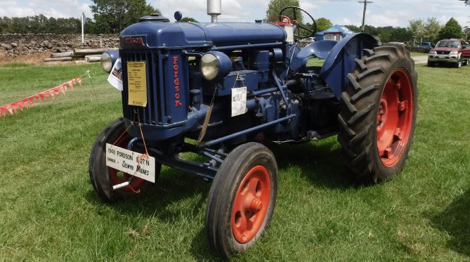 Fordson E27N